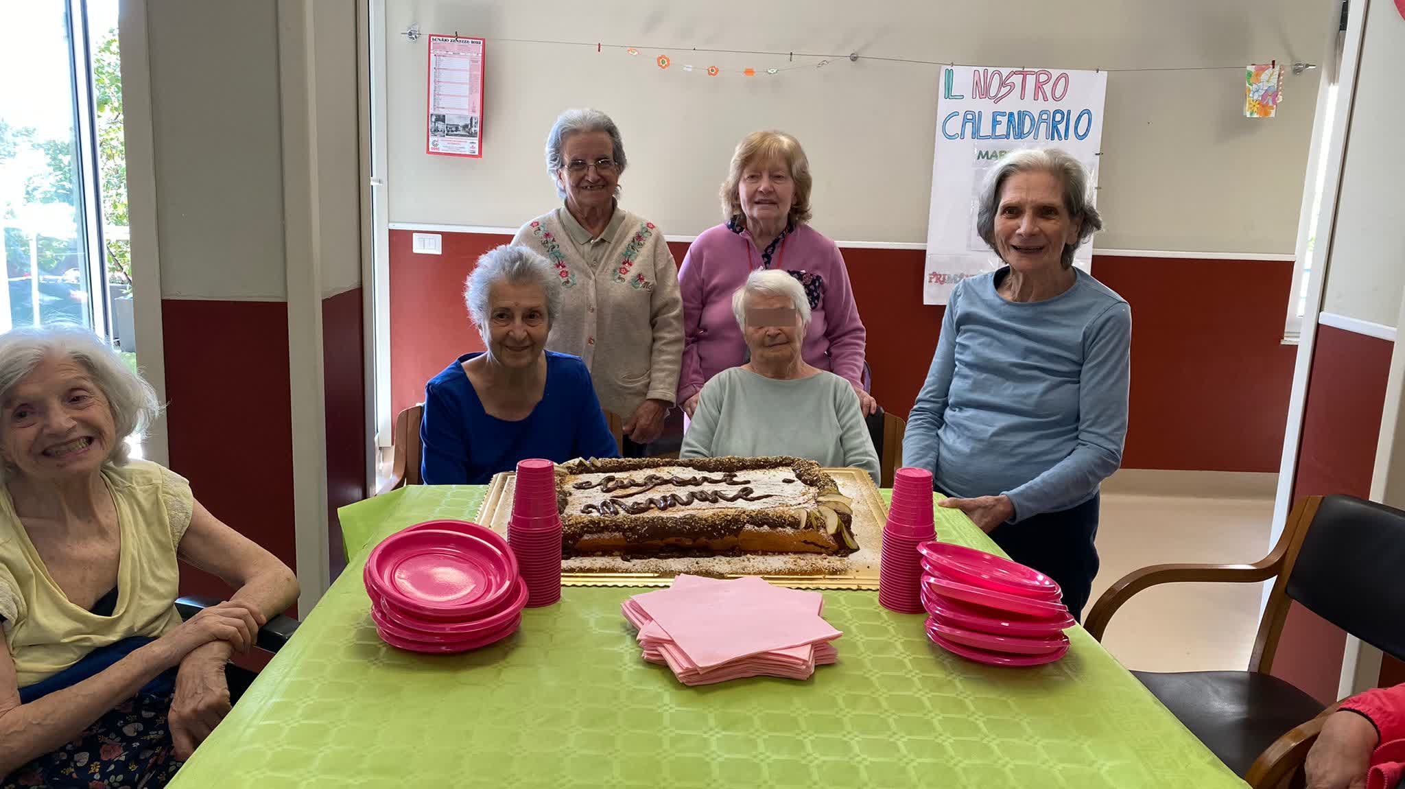 Festa della mamma - Casa di riposo Genova